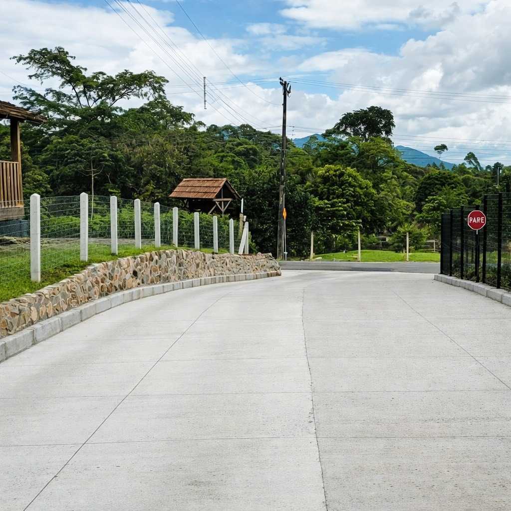 Pavimentação em Concreto e Pisos Técnicos